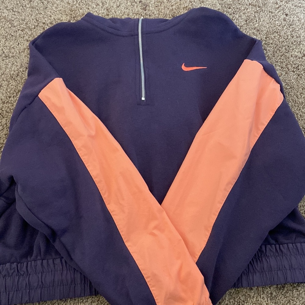 Nike hoodie - Picture 2 of 2